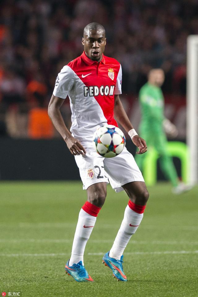 斯普利特：灰熊的双塔阵容不常见但很有威胁，我们得严阵以待